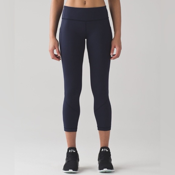 Lululemon Pace Rival Cropped MR Leggings *Flaw* - Picture 1 of 11